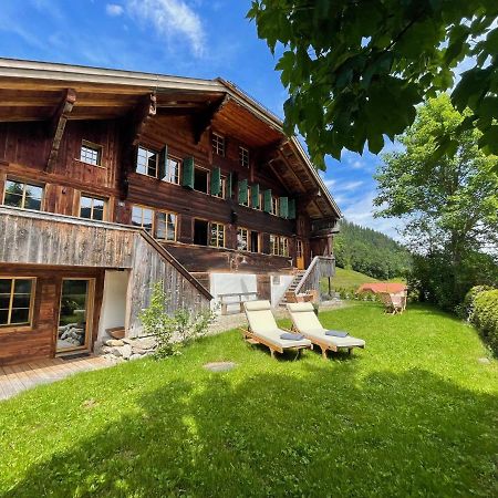 Gsteig Alpen Charme - Chalet D'Hotes Et Spa Bed & Breakfast エクステリア 写真