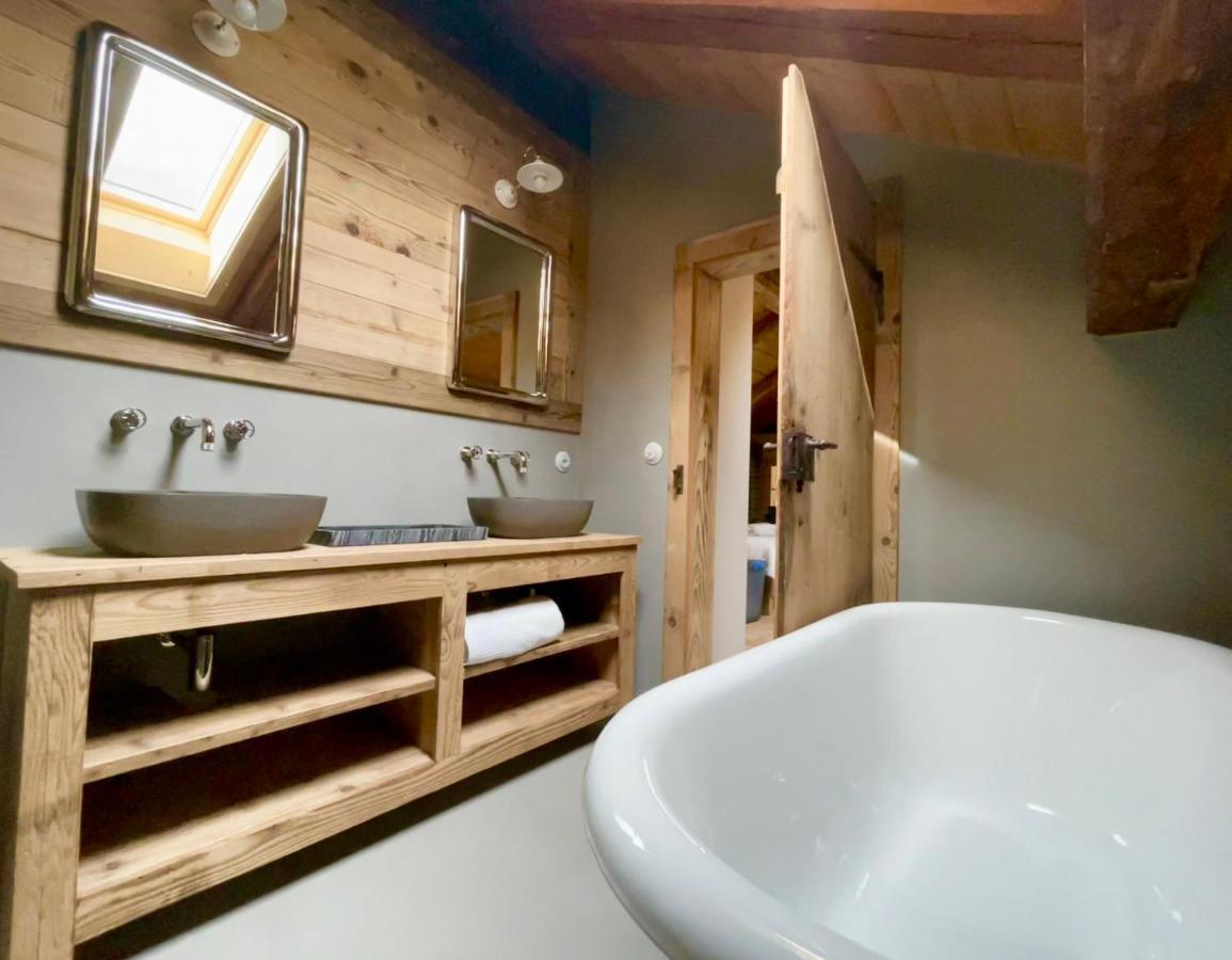 Alpen Charme - Chalet D'Hotes Et Spa Gsteig エクステリア 写真